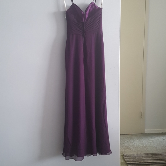 Gala/ Bridesmaids Dress - Picture 4 of 5
